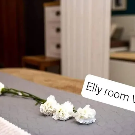 בית אירוח Bohemian Elly *