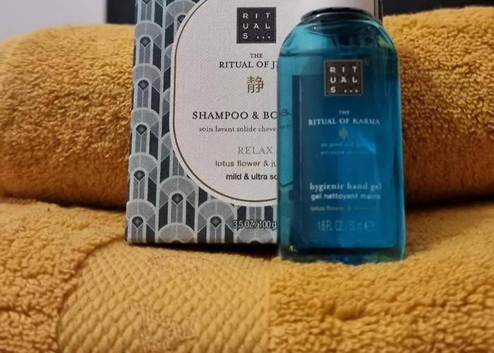 Bohemian Elly Проживання в сім'ї