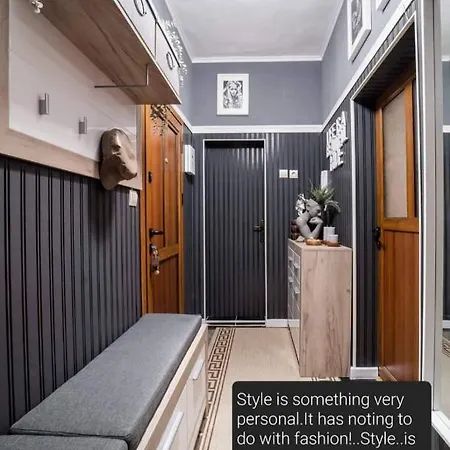 Bohemian Elly * Варна