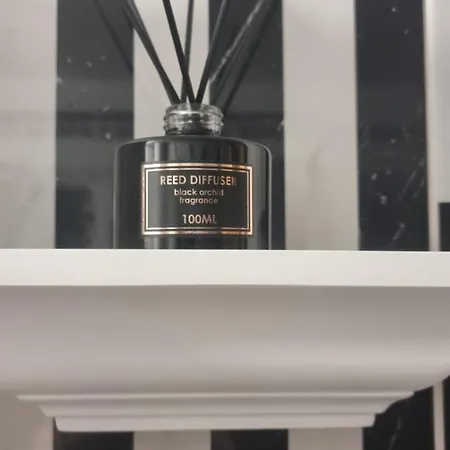 Проживання в сім'ї Bohemian Elly *