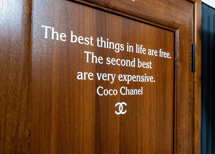 Bohemian Elly * Варна